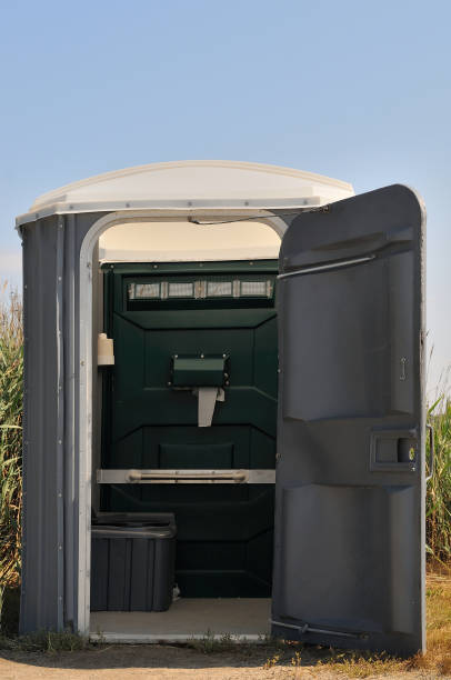 Best Affordable porta potty rental  in Cumberland, WI